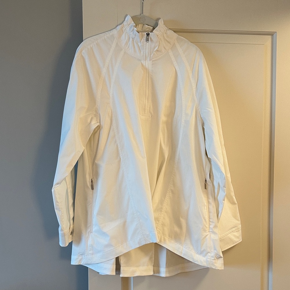 Athleta White Pullover Top
